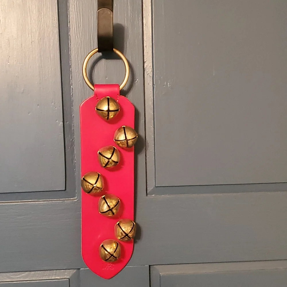 Vintage MBS Sleigh Bells Red Leather Brass Christmas Holiday Door Decoration - Picture 6 of 7